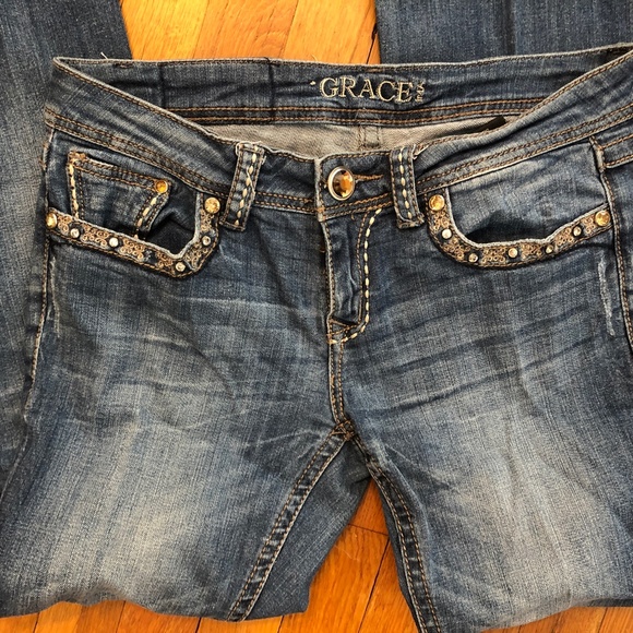 Grace in LA Cross Jeweled Pocket Size 28 Denim Jeans - Picture 2 of 11